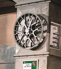 Wheel rim wall clock – Porsche Originals