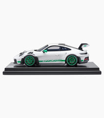 Porsche 911 GT3 RS (992) – Ltd.