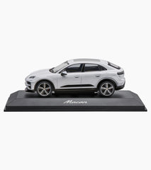 Porsche Macan Turbo (H2)