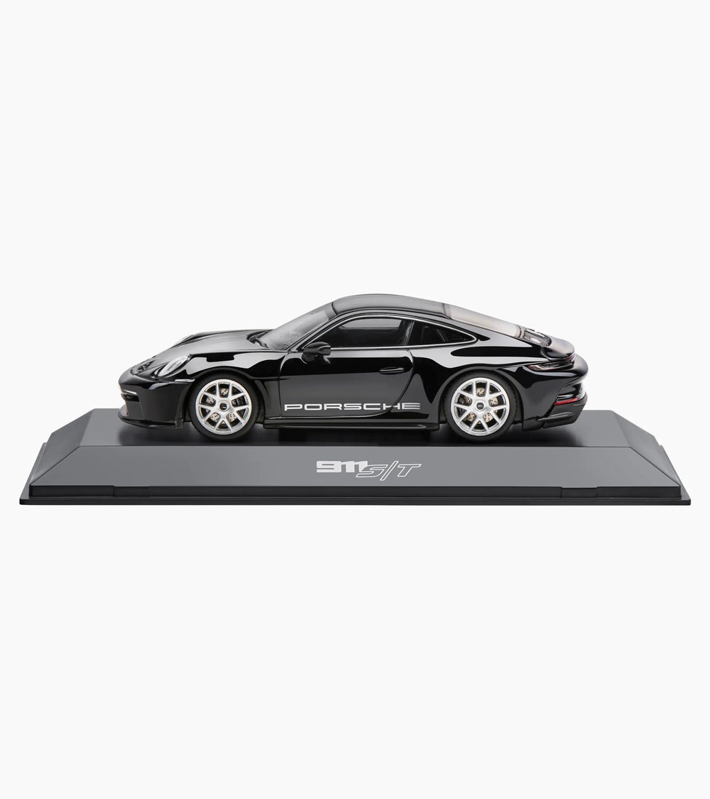 Porsche 911 S/T (992)