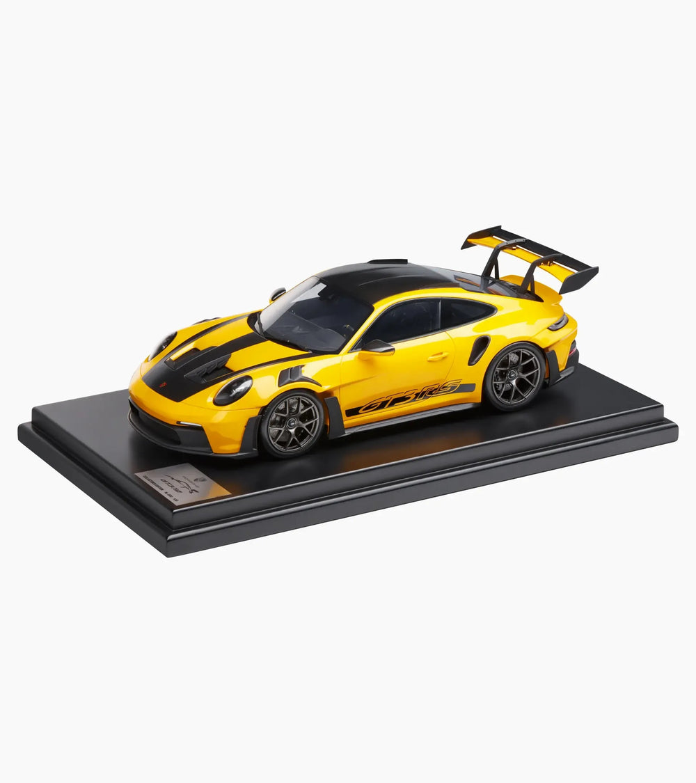 Porsche 911 GT3 RS (992) – Ltd.