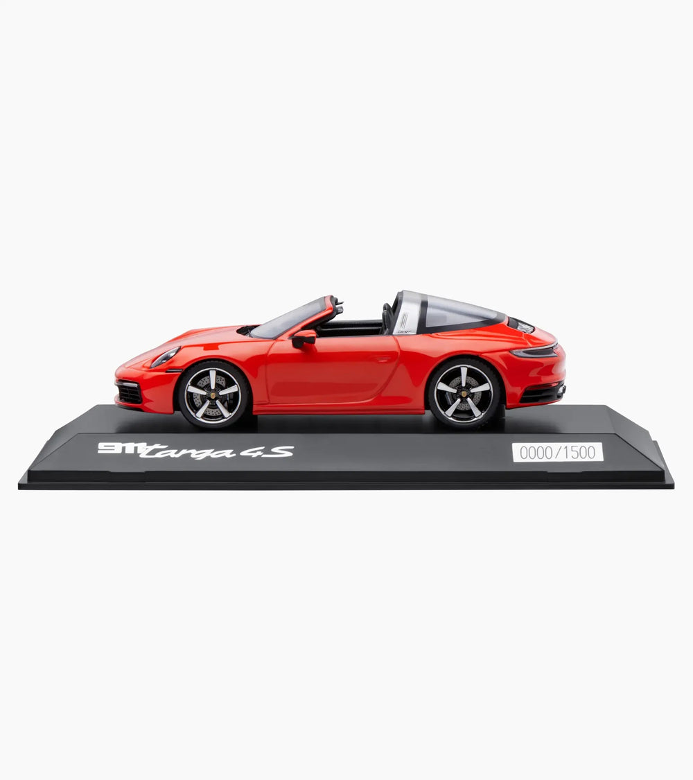 Porsche 911 Targa 4S (992) – Ltd.